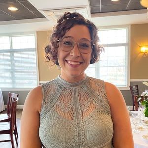 Meet your Posher, Kayla